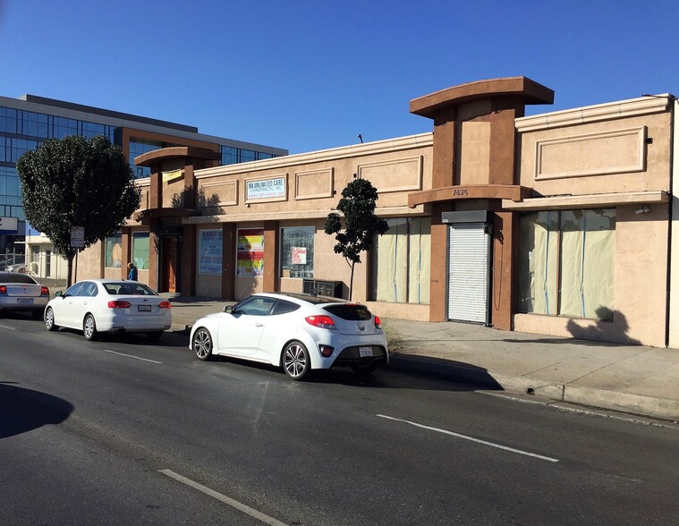 Primary Photo Of 7619-7625 Van Nuys Blvd, Van Nuys Storefront Retail Office For Lease