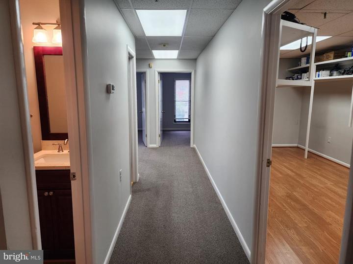 More Photos Of 2555-2575 Chain Bridge Rd, Vienna Medical For Sale