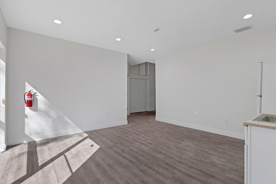 More Photos Of 2519 Highway 44 W, Inverness Office For Sale