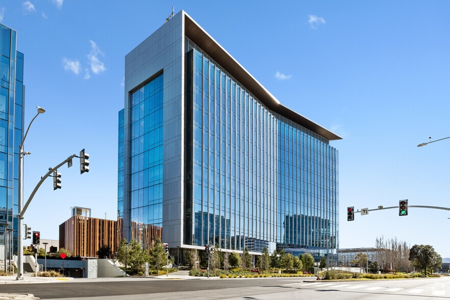 More Photos Of 700 Gateway Blvd, South San Francisco Unknown For Lease