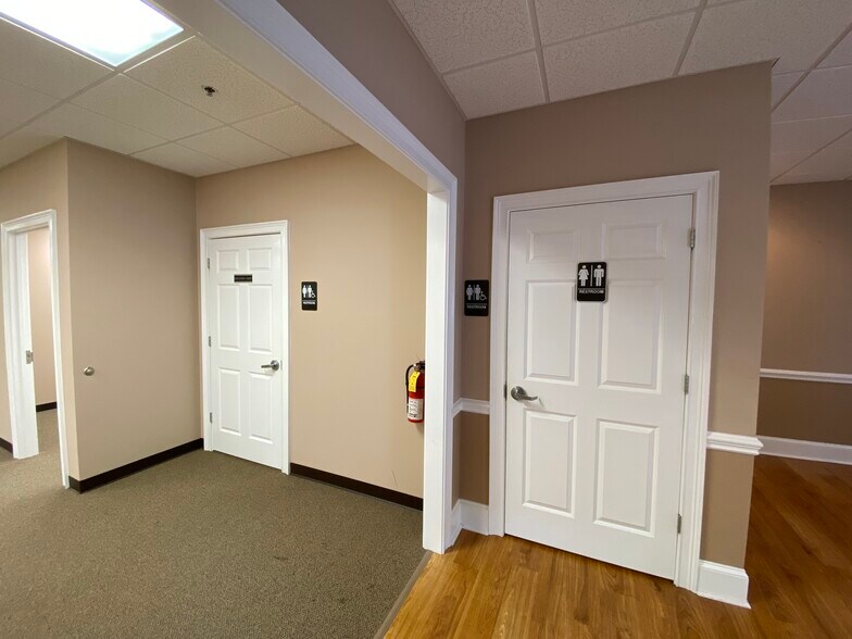 More Photos Of 1500 Oglethorpe Ave, Athens Medical For Lease