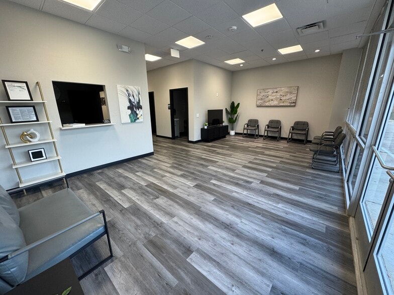 More Photos Of 4206 Dalrock Rd, Rowlett Unknown For Lease