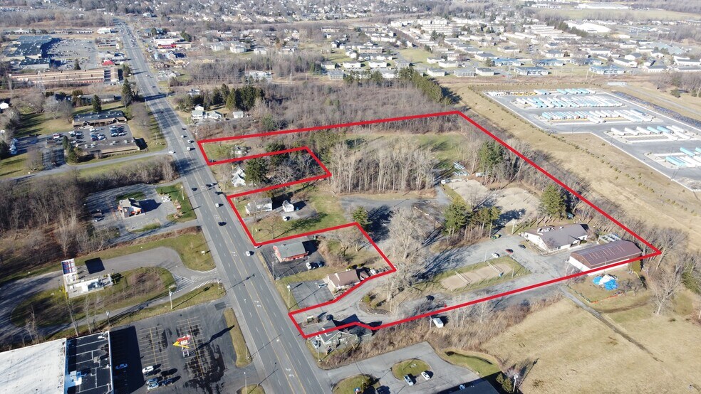 More Photos Of 7240-7286 Oswego Rd, Liverpool Restaurant For Sale