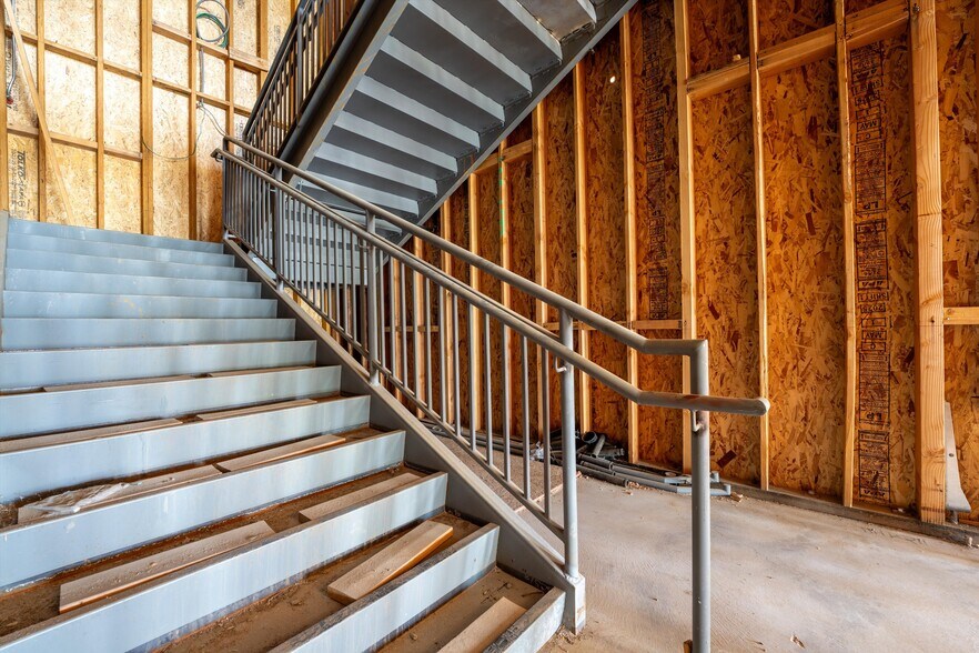 More Photos Of 41255 11th St W, Palmdale Medical For Sale