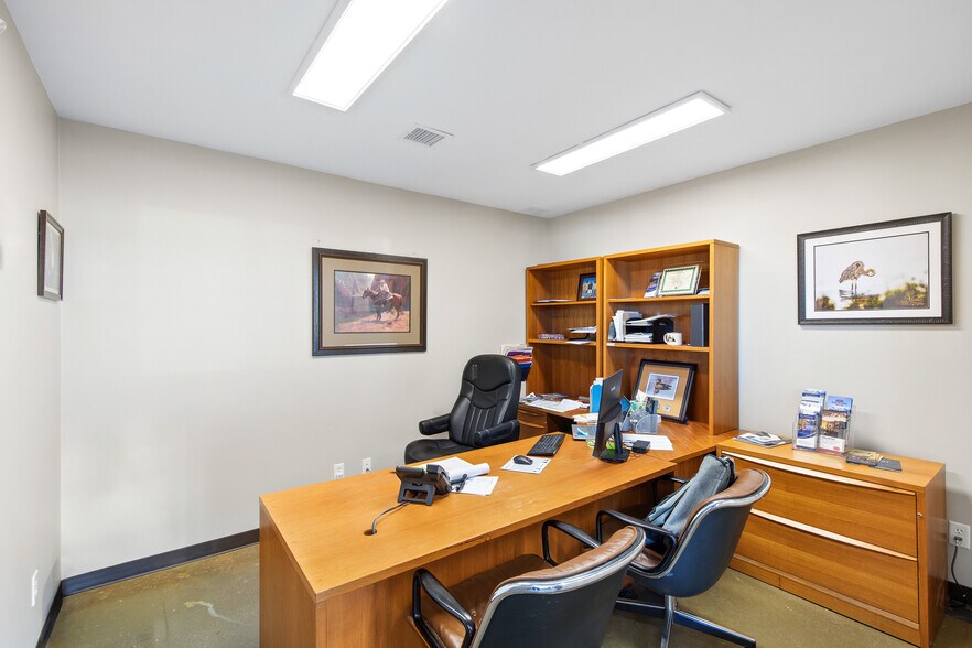 More Photos Of 22 Rorke rd, Etna General Retail For Sale