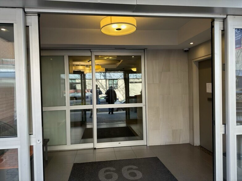 More Photos Of 66 W 94th St, New York Apartments For Lease