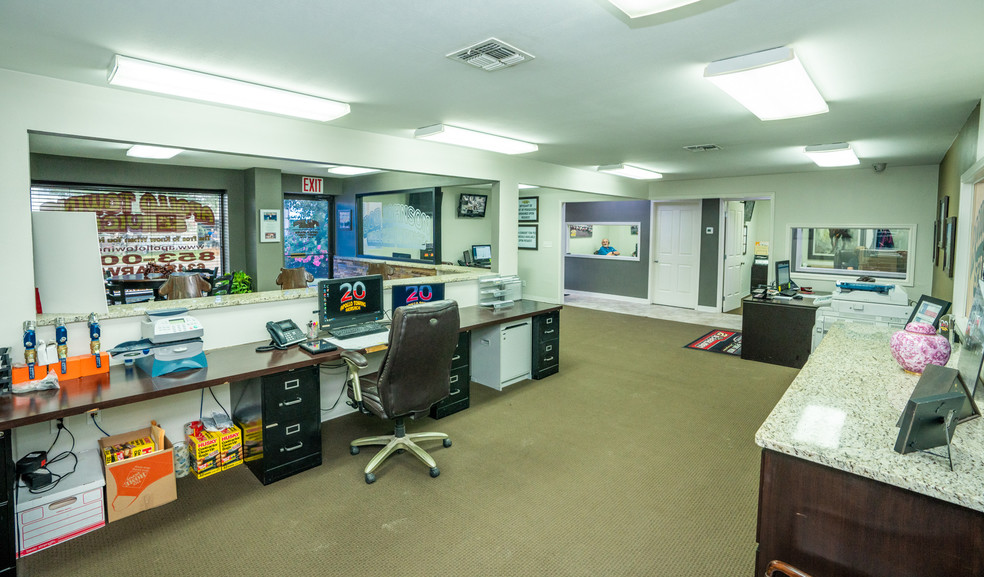 More Photos Of 6342 Harwick Dr, Corpus Christi Service For Lease
