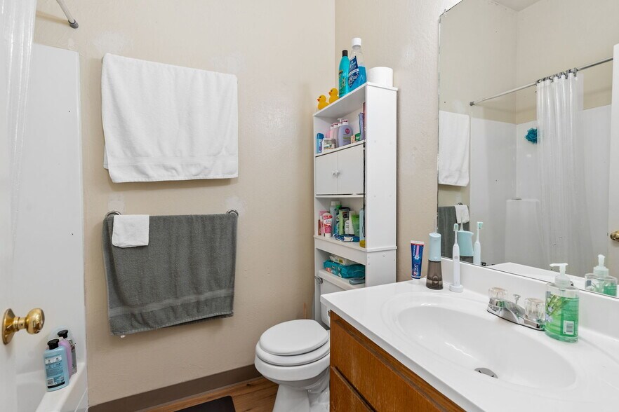 More Photos Of 1415 4th St, Napa Apartments For Sale