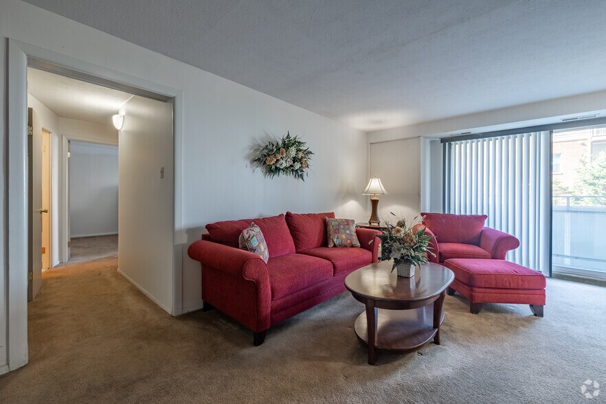More Photos Of 30901 Lake Shore Blvd, Willowick Multifamily For Sale