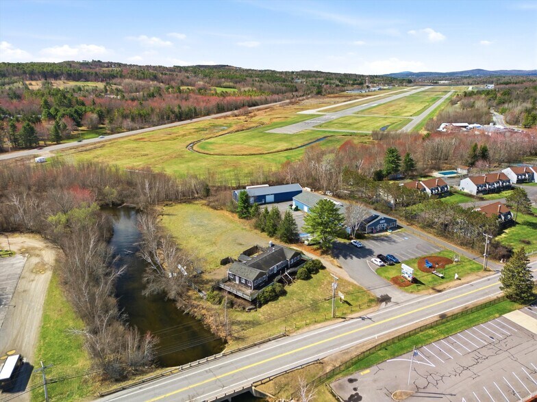 More Photos Of 40 Weirs Rd, Gilford Restaurant For Sale