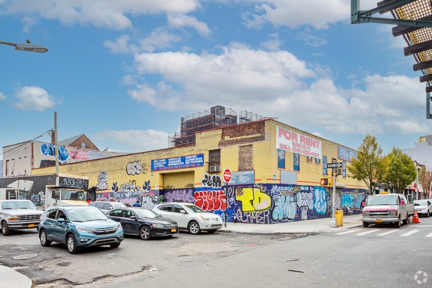 Primary Photo Of 1168 Southern Blvd, Bronx Storefront Retail Office For Lease