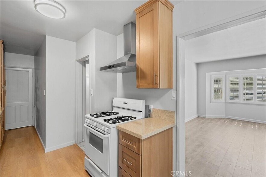 More Photos Of 1901 Hauser Blvd, Los Angeles Apartments For Sale