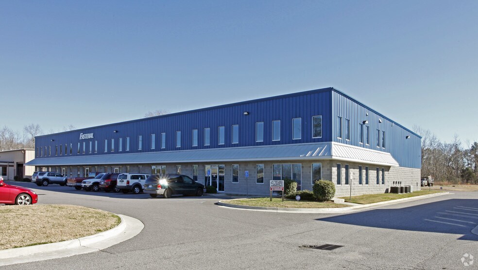 Primary Photo Of 4007 Seaboard Ct, Portsmouth Light Distribution For Lease