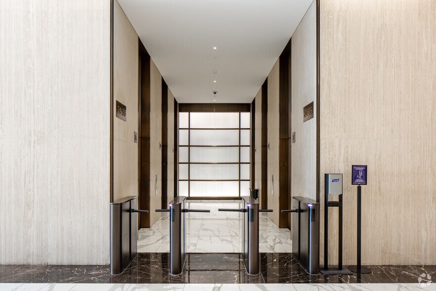 More Photos Of 1 Battery Park Plz, New York Office For Lease