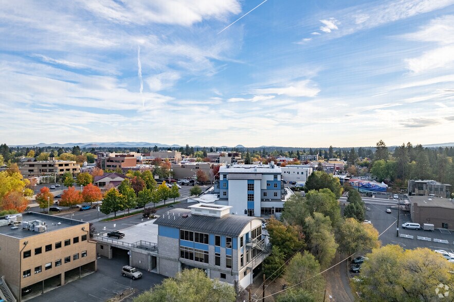 More Photos Of 1133 NW Wall St, Bend Apartments For Lease