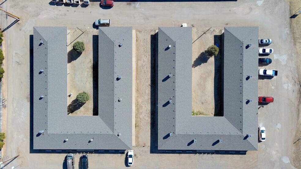 More Photos Of 1725 E 1st St, Dumas Multifamily For Sale