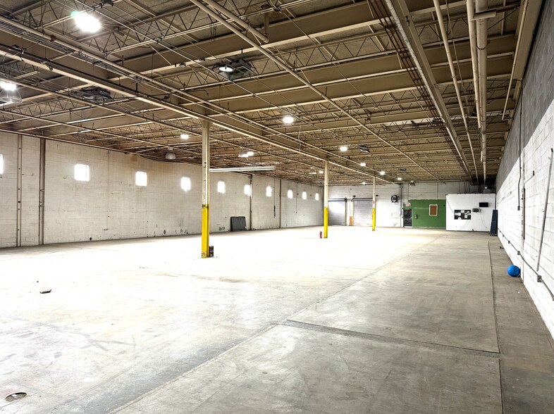 More Photos Of 7468 Jonesboro Rd, Jonesboro Warehouse For Sale