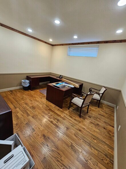 More Photos Of 1831 W Louisiana St, McKinney Office For Lease