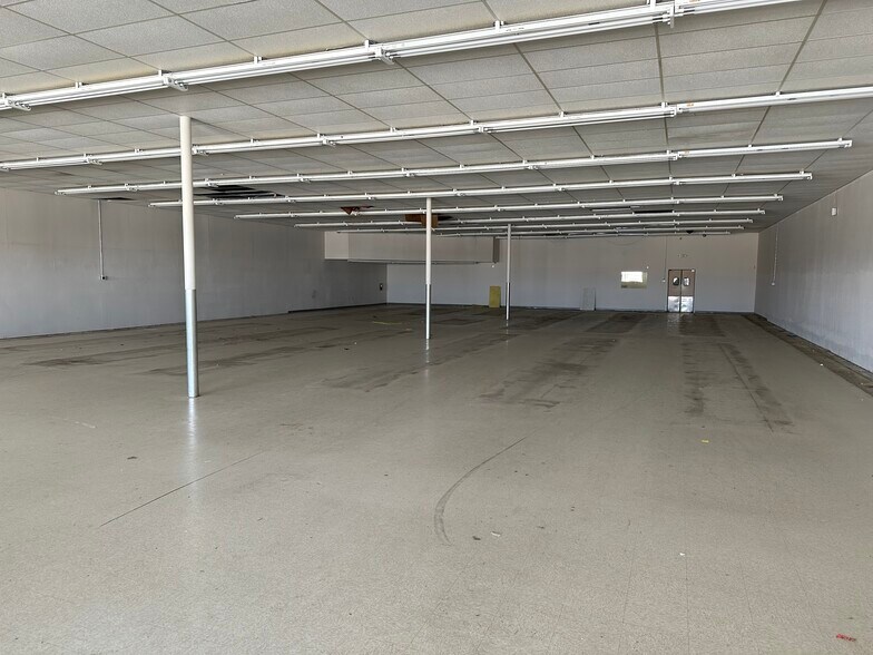 More Photos Of 550-682 SW Wilshire Blvd, Burleson Unknown For Lease