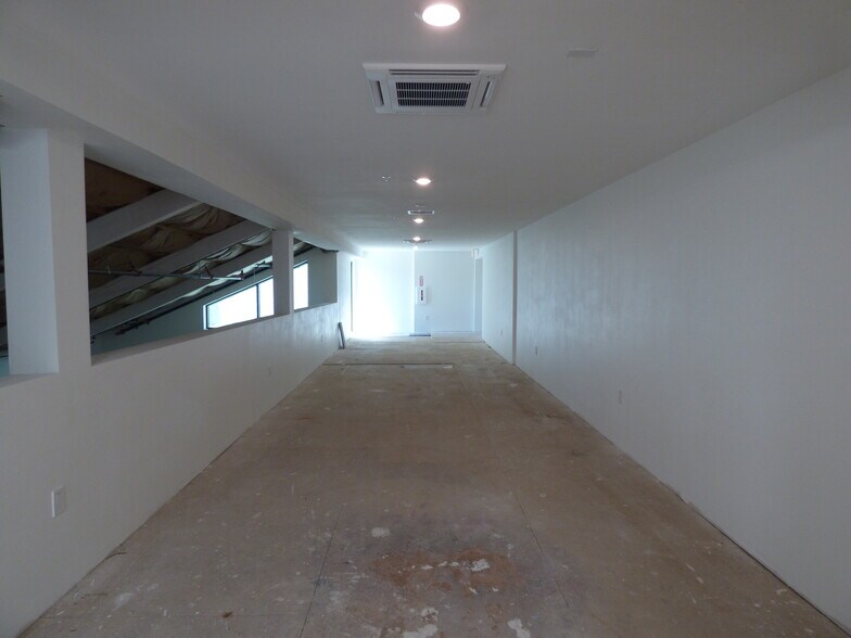 More Photos Of 2055 N Broadway, Walnut Creek Office For Sale