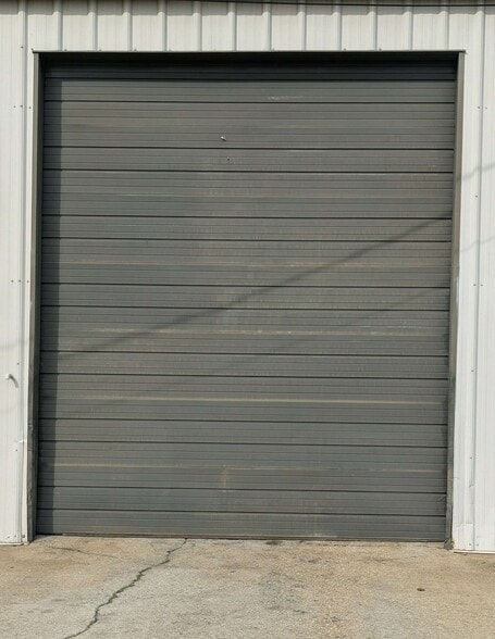 More Photos Of 2988 Gillespie St, Fayetteville Manufacturing For Lease