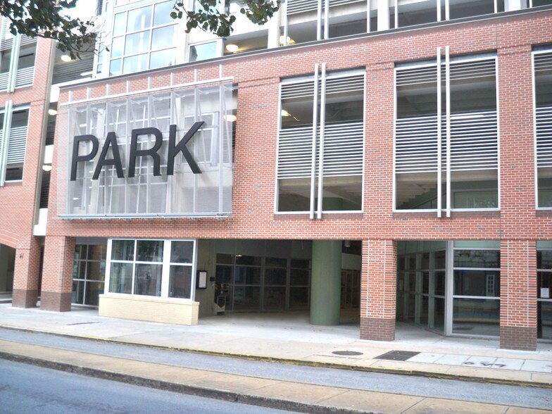 More Photos Of 41 E Market St, York Parking Garage For Lease