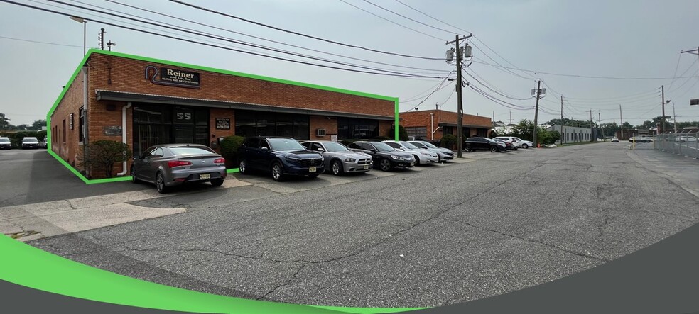 Primary Photo Of 55 Thomas Rd N, Hawthorne Manufacturing For Lease