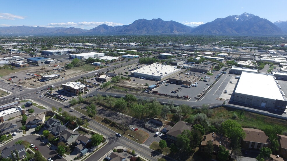 More Photos Of 9075 S Riverside Dr, Sandy Research And Development For Sale