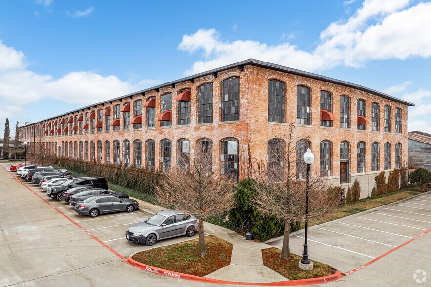 Primary Photo Of 610 Elm St, McKinney Loft Creative Space For Lease