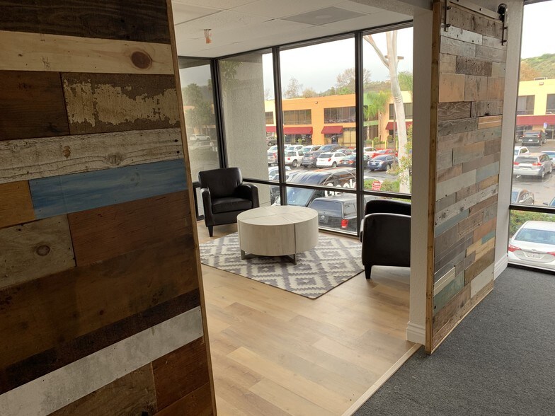 More Photos Of 340 Rancheros Dr, San Marcos Warehouse For Sale