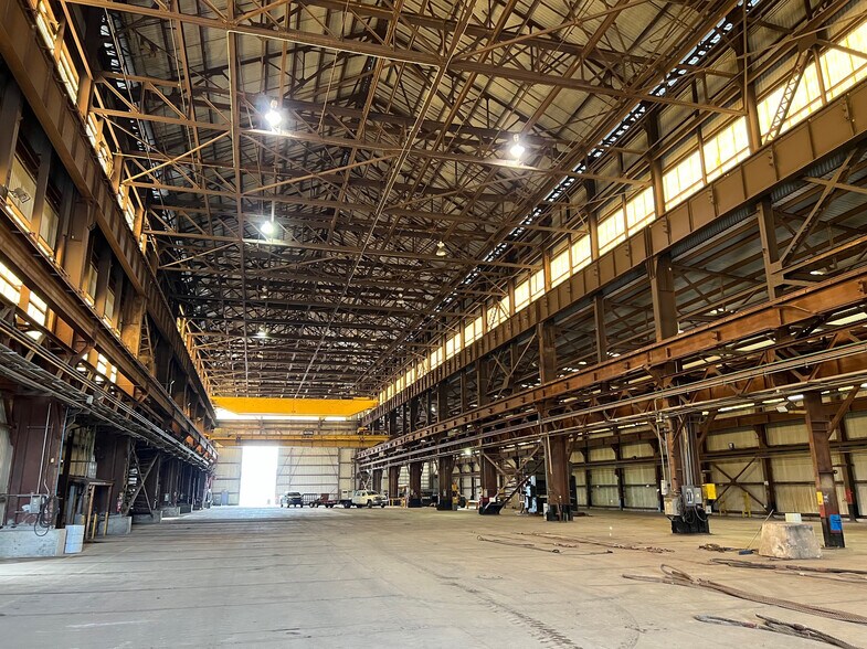 More Photos Of 750A Viaduct Rd, Mobile Warehouse For Lease