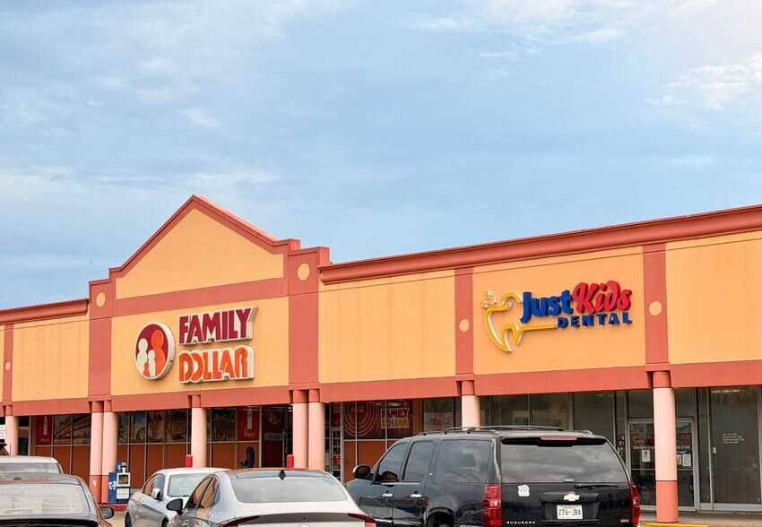 More Photos Of 2500-2554 Williams Blvd, Kenner General Retail For Lease