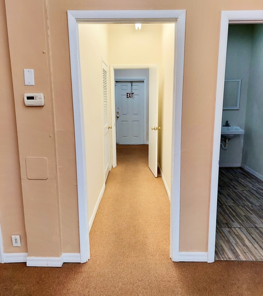 More Photos Of 2501 27th Ave, Vero Beach Unknown For Lease