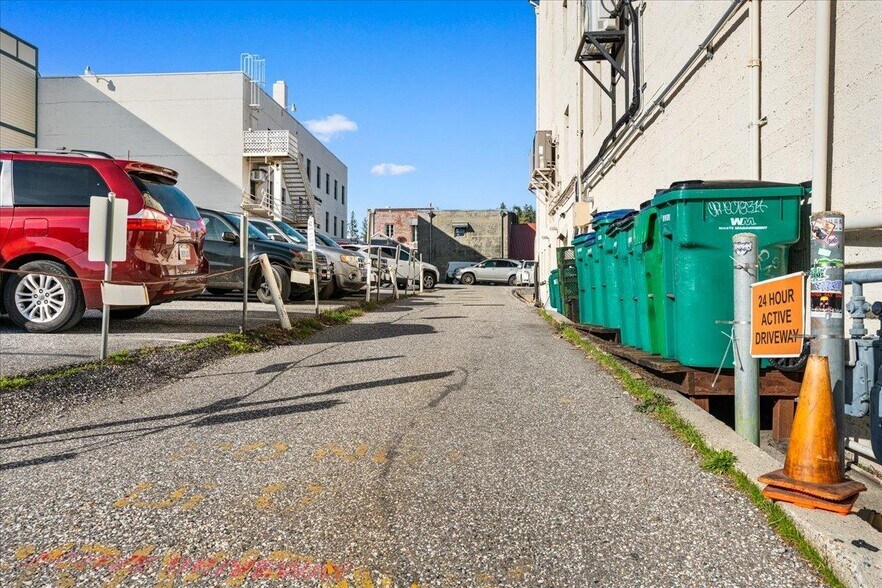 More Photos Of 107 W Main St, Grass Valley Storefront Retail Office For Sale