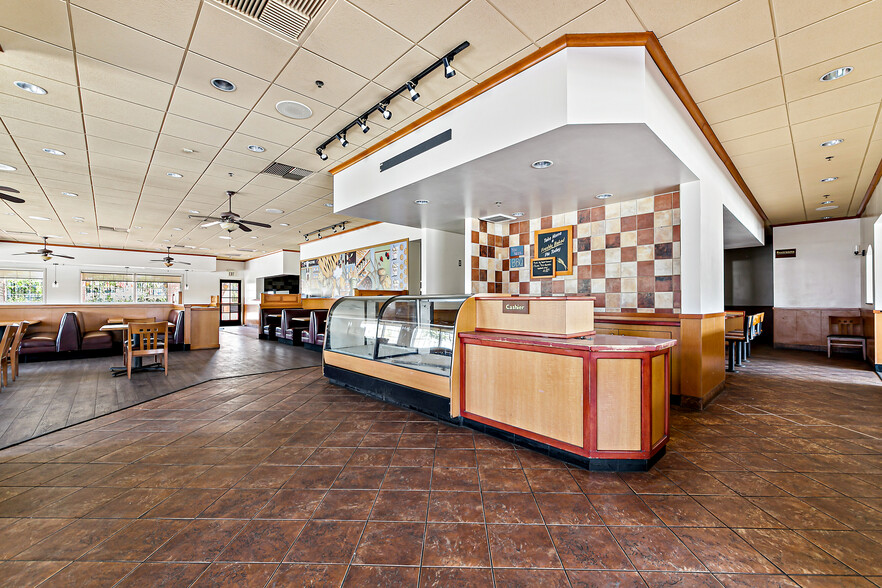 More Photos Of 1317 S Lone Hill Ave, Glendora Restaurant For Lease