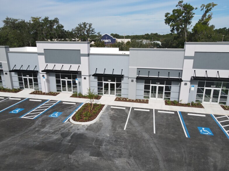 More Photos Of 7159-7171 Broad St, Brooksville Storefront Retail Office For Lease