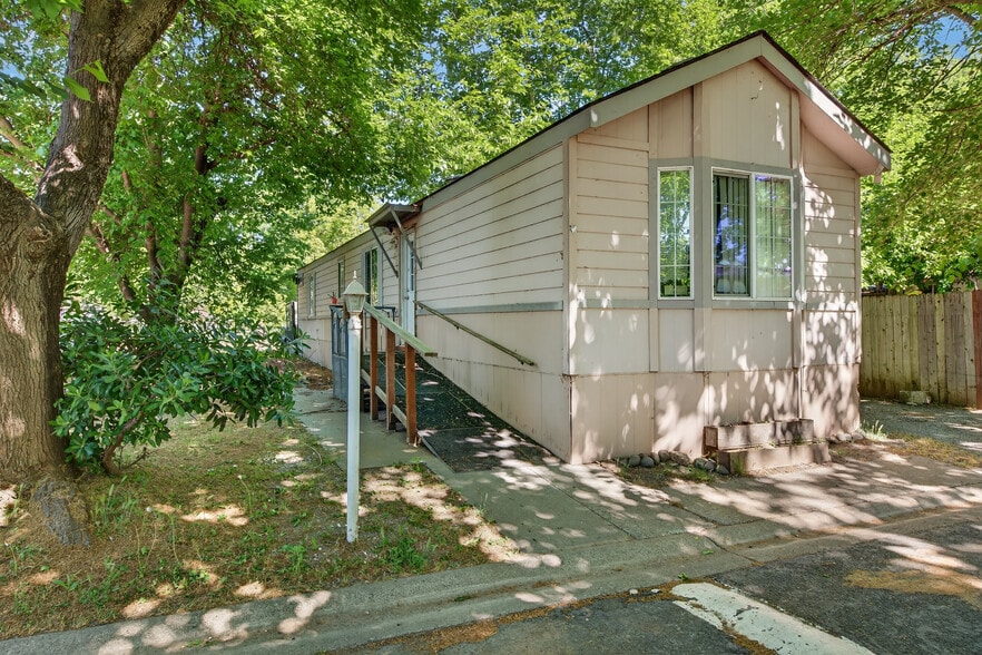 More Photos Of 130 Gilmore Rd, Red Bluff Manufactured Housing Mobile Home Park For Sale