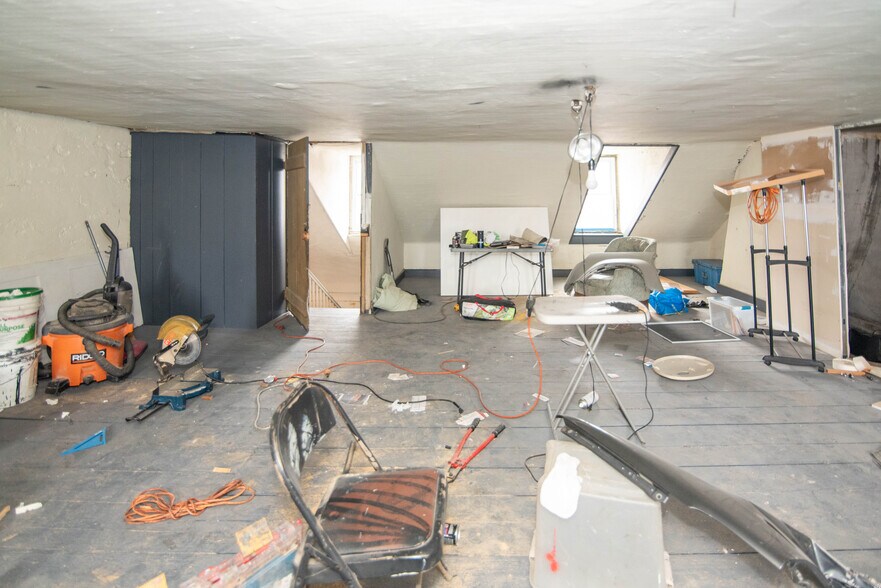 More Photos Of 405 N Paca St, Baltimore Storefront Retail Office For Sale