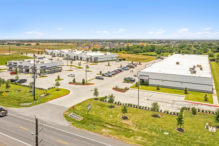 More Photos Of 6510 FM 359 Rd, Fulshear Light Manufacturing For Lease