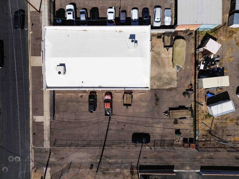 More Photos Of 718 W Polk St, Phoenix Manufacturing For Sale