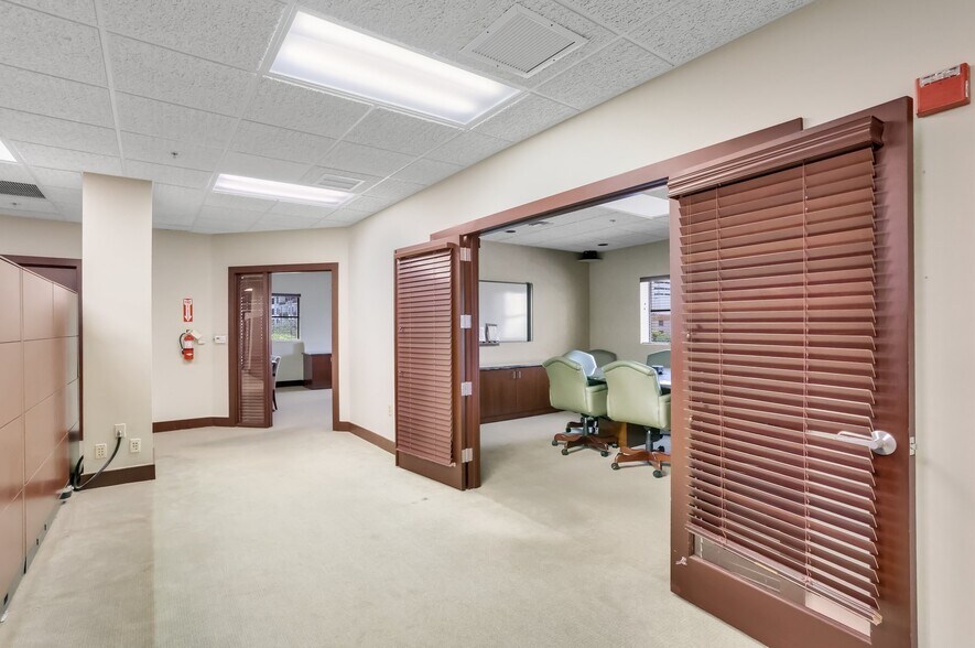 More Photos Of 400 N Andrews Ave, Fort Lauderdale Medical For Lease