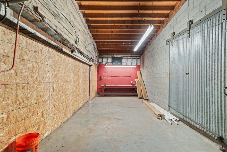 More Photos Of 1260 Lower Sunnyslope Rd, Wenatchee Manufacturing For Lease