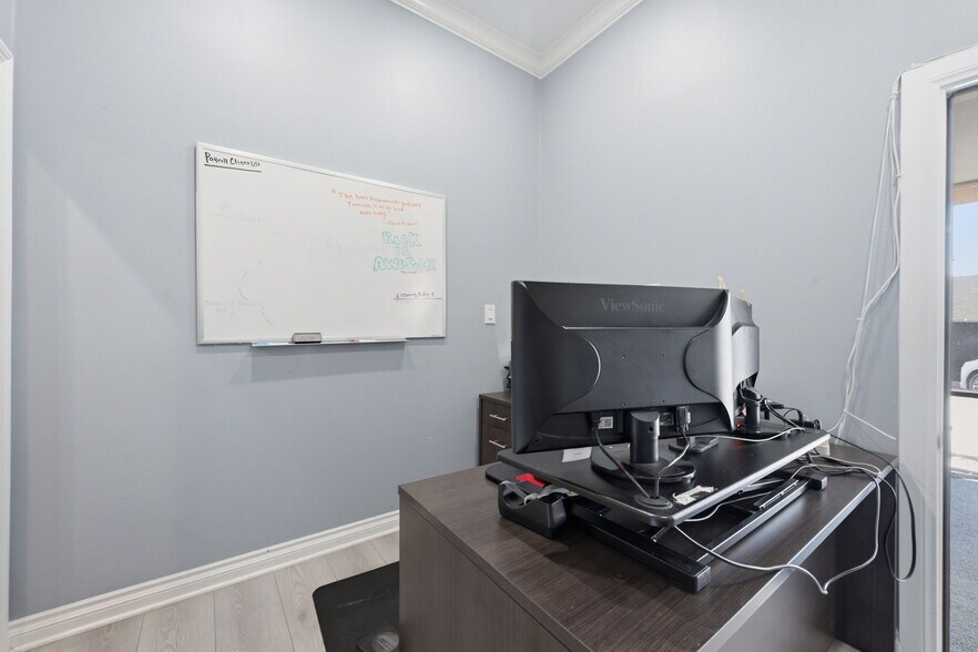 More Photos Of 746 N Mountain Ave, Ontario Freestanding For Lease