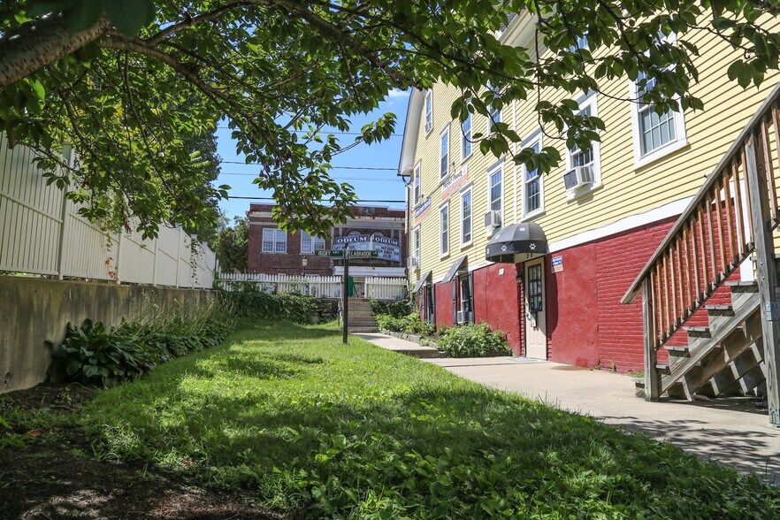 More Photos Of 58 Main St, East Greenwich Office For Lease