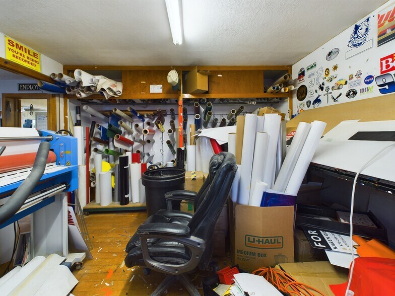 More Photos Of 615 S Washington Ave, Emmett Freestanding For Sale