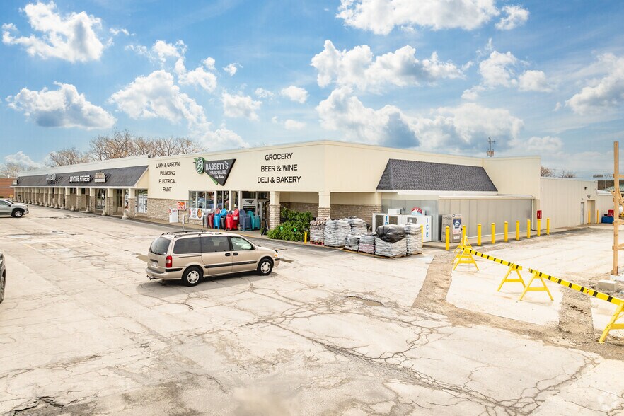 Primary Photo Of 1608-1634 E Perry St, Port Clinton Freestanding For Lease