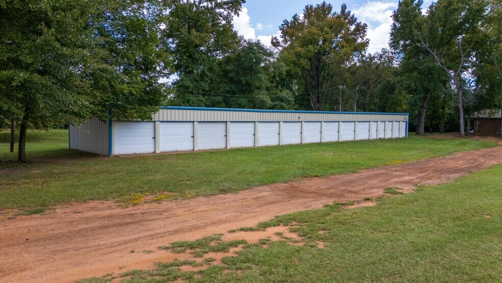 More Photos Of 1507 S Bolton St, Jacksonville Self Storage For Sale