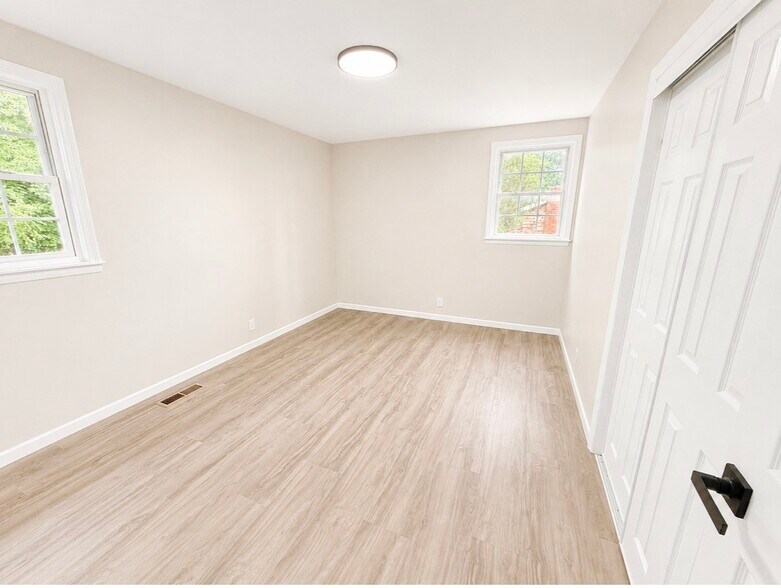 More Photos Of 120 Cross Timbers Dr, Nashville Apartments For Sale