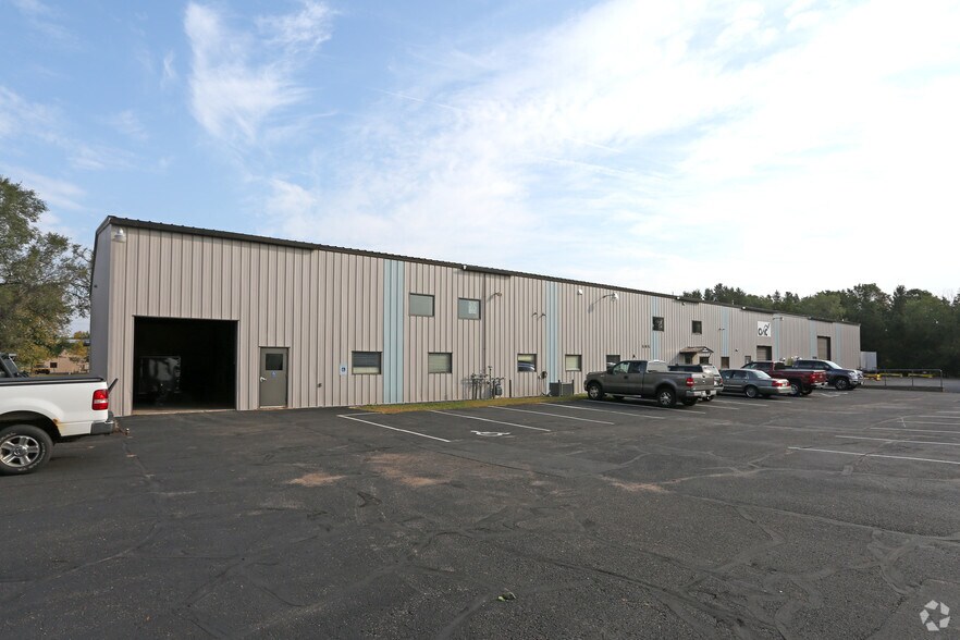 More Photos Of 3132 Louis Ave, Eau Claire Warehouse For Lease