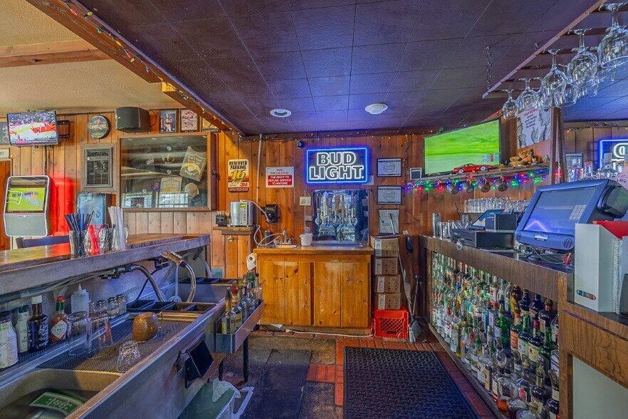 More Photos Of 3030 Oregon Ave, Bandon Restaurant For Sale